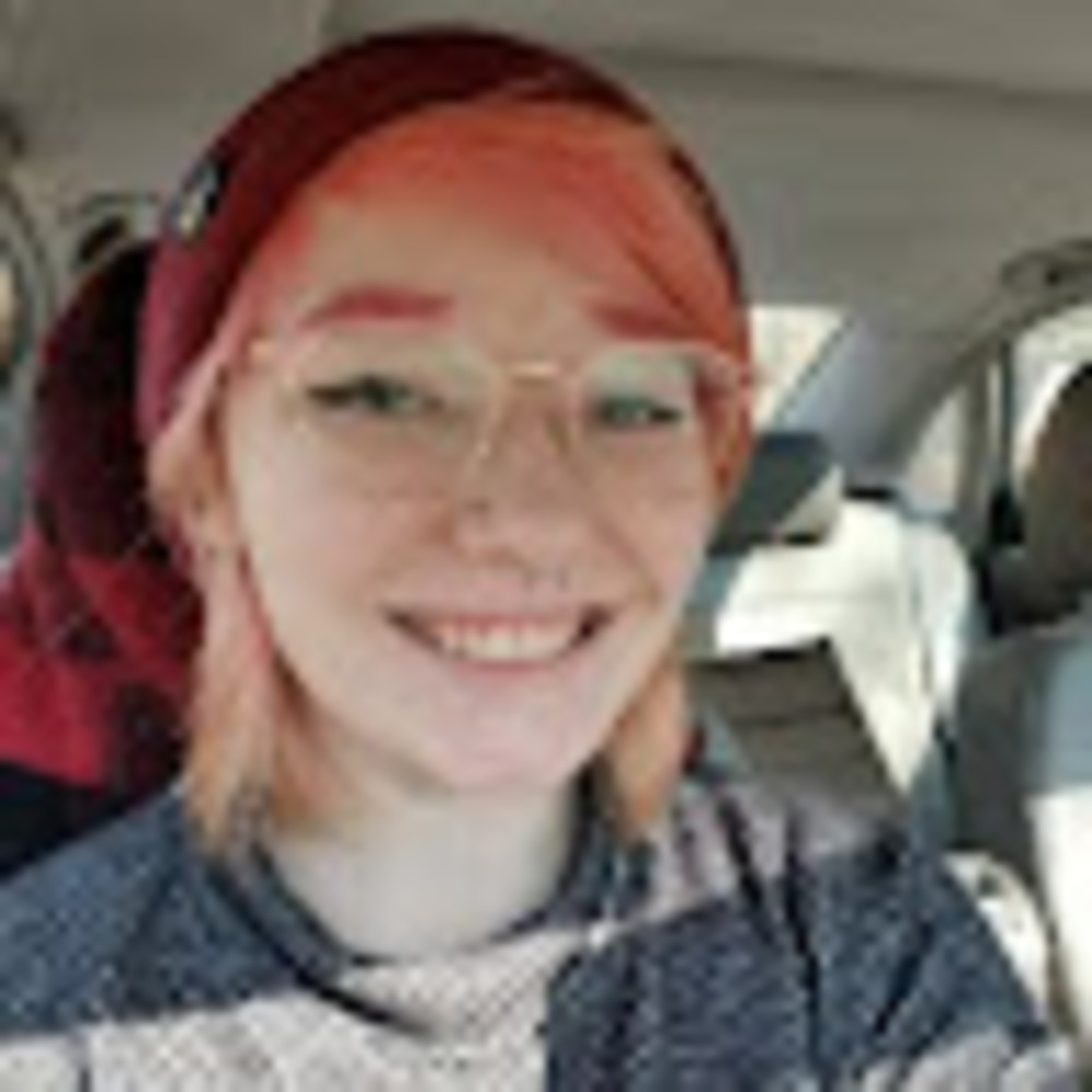 Meet your Posher, Adrianna